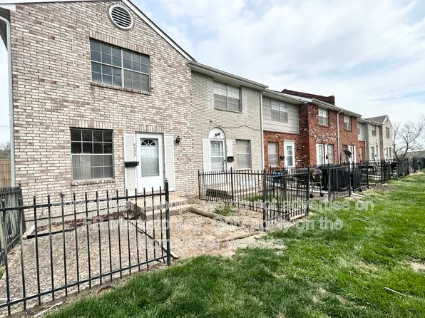 9259 Nieman Rd, Overland Park, KS 66214