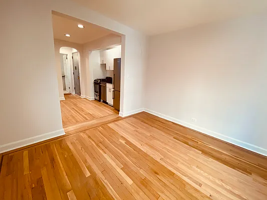 Rented by Metropolis Real Estate of Manhattan | media 15