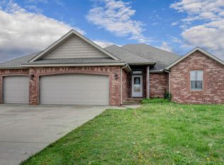 109 Deer Run, Willard, MO 65781