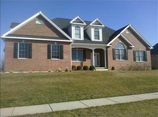 2900 Buckingham Dr, Valparaiso, IN 46385