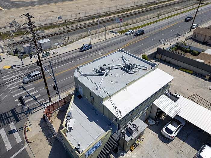 1st image of 10615 San Fernando Rd #B-c