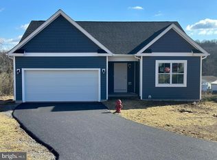 2B Greg Dr, Berkeley Springs, WV 25411