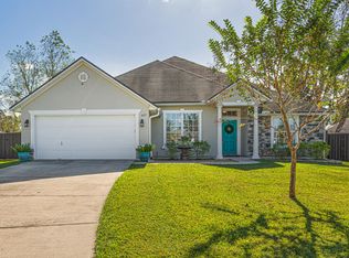 607 Mandy Oaks Dr, Jacksonville, FL 32220