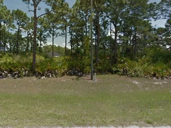 230 Antis Dr, Rotonda West, FL 33947