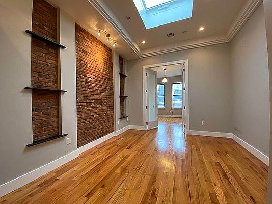 4th image of 235 Wyckoff Ave #3R