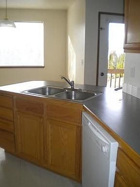 2nd image of 603 Eastmont Ave APT D