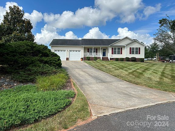 3rd image of 1525 Lauren Alexis Ct