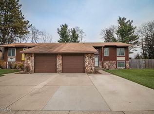 5912 Madison Ave SE, Kentwood, MI 49548