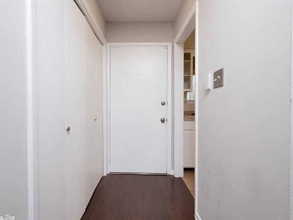 3rd image of 518 Green Mountain Cir APT 9