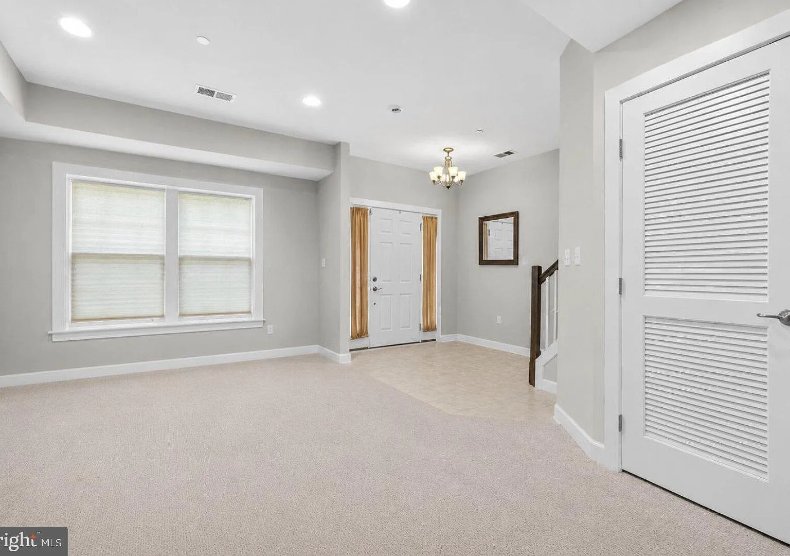 4 bed, 4.5 bath, 2926 sqft, $3,600 — Photo 4
