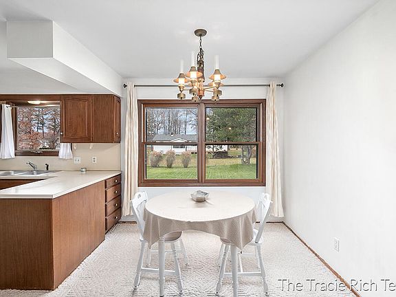 5th image of 6369 W Encantado Ct NE