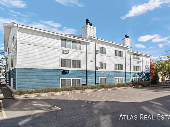 5th image of 911 S Dahlia St APT 201
