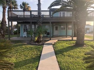 601 Park St, Port O' Connor, TX 77982