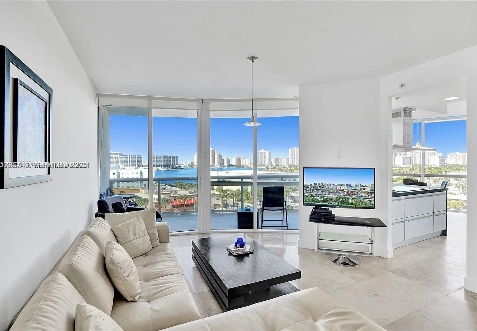 2 bed, 2.5 bath, 1649 sqft, $6,400 — Photo 1