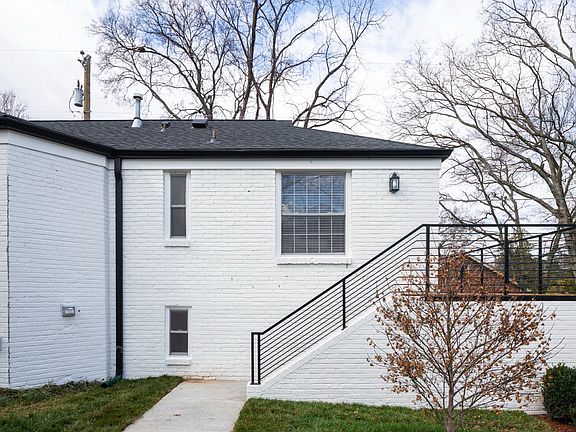 2nd image of 203 Leake Ave Unit A