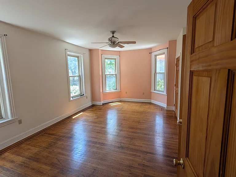 4908 Cedar Ave — Photo 24