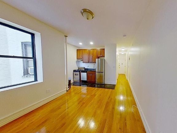4th image of 65 W 106th St APT 2B