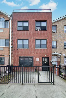 Sold by Compass | media 1