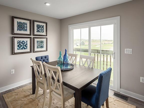 5th image of 371 Pebble Creek Ct
