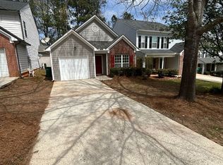 545 Carlton Pointe Dr, Palmetto, GA 30268