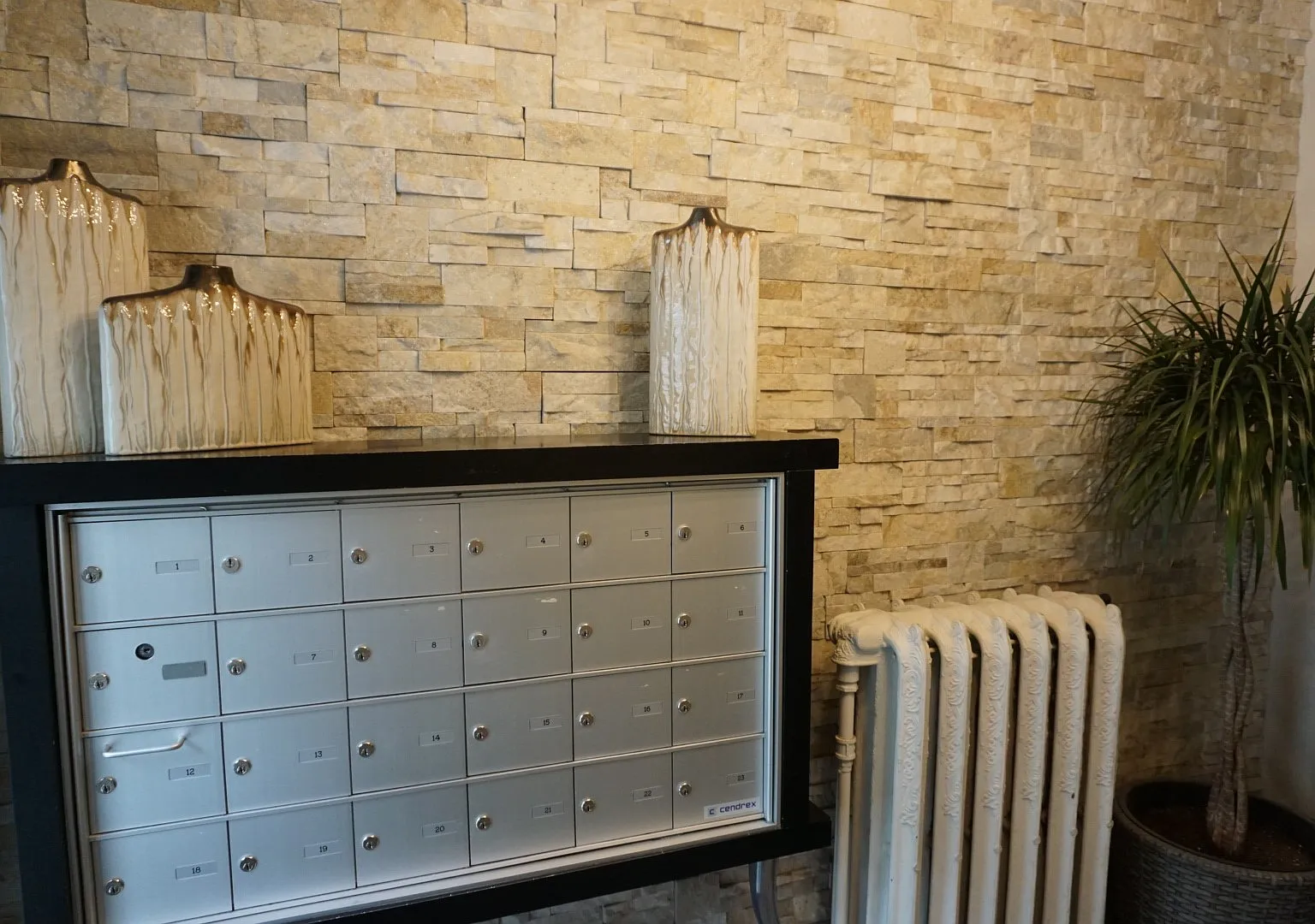 214 Gloucester St. — Photo 3