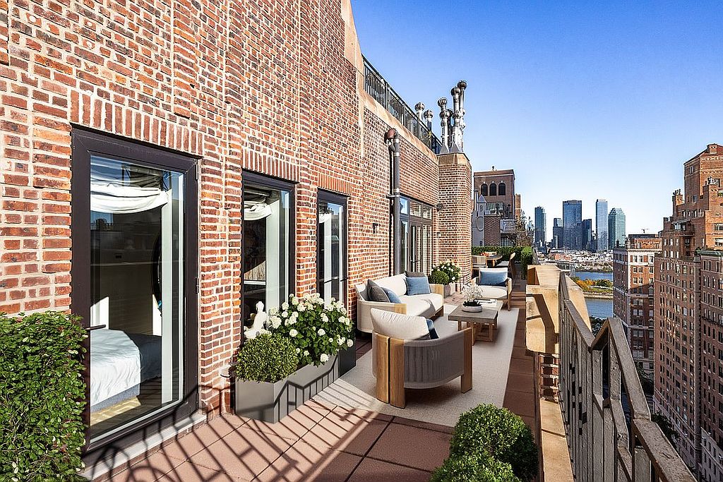 2-bedroom apartment for sale in Sutton Place