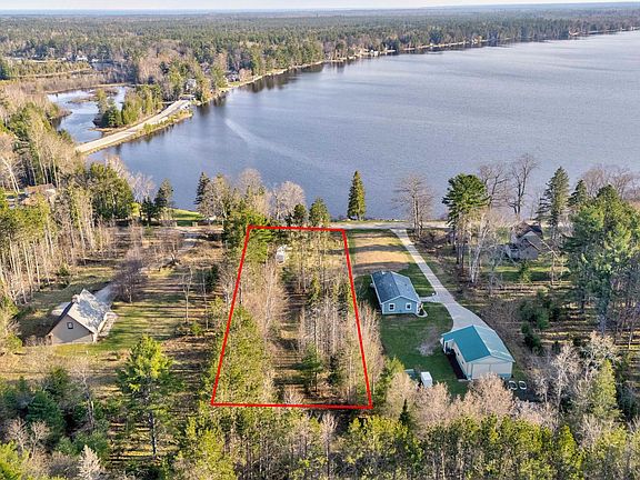 3rd image of 8136 W Arrowhead Rd