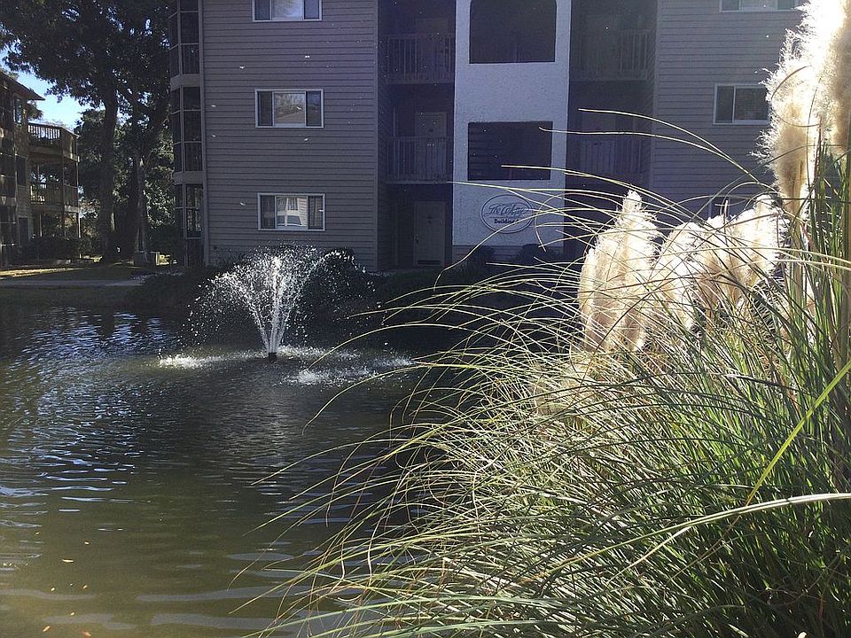 1st image of 804 County Pl SW Unit A