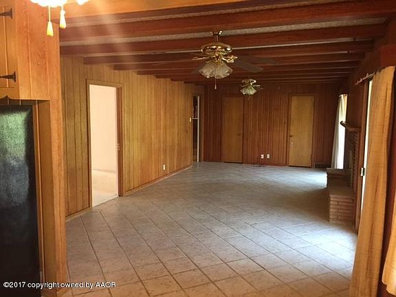3rd image of 115 Parkview Dr