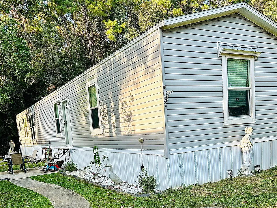 116 Southern Oak Dr #122