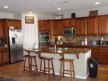 5th image of 8105 Bay Dunes St