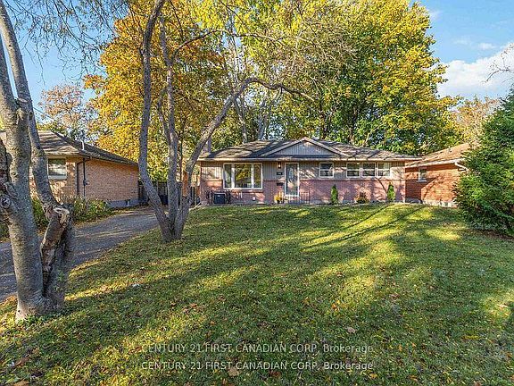 3rd image of 441 Belvedere Ave