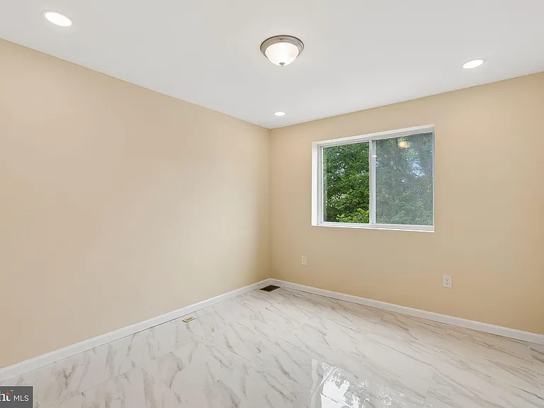 4706 Alhambra Ave — Photo 13