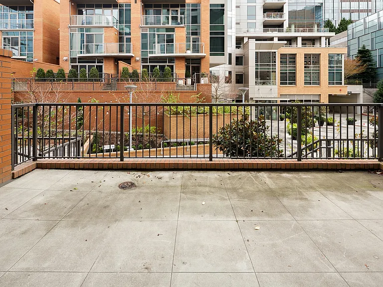 10630 NE 9th Pl #10 — Photo 10