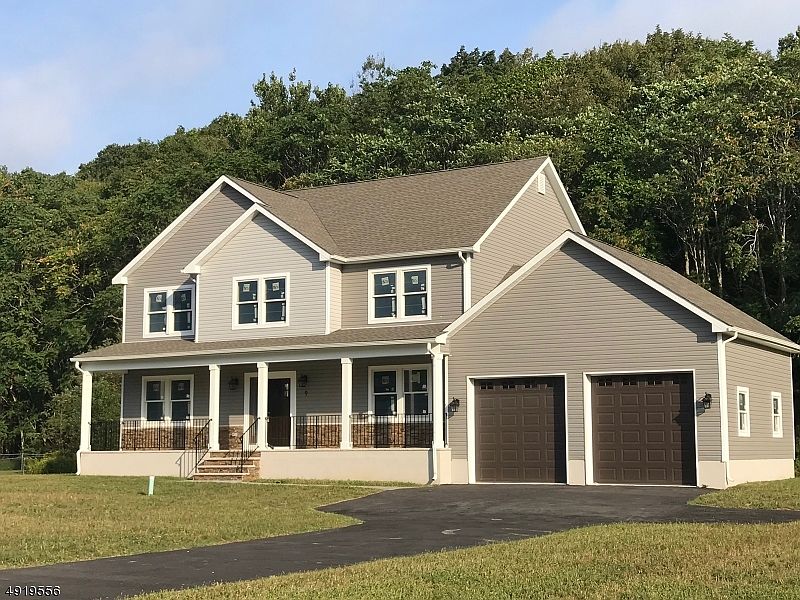 1st image of 9 Lackawanna Dr
