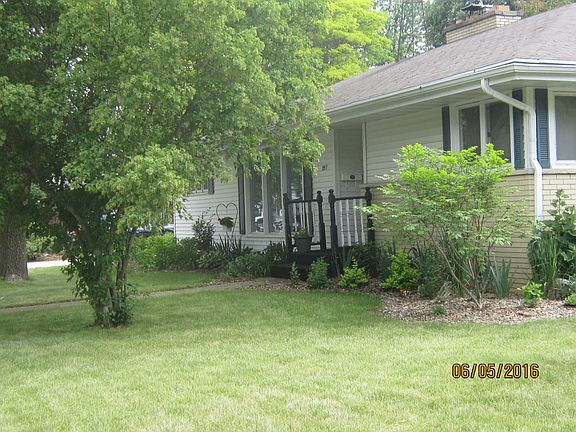 5th image of 297 Woodward St