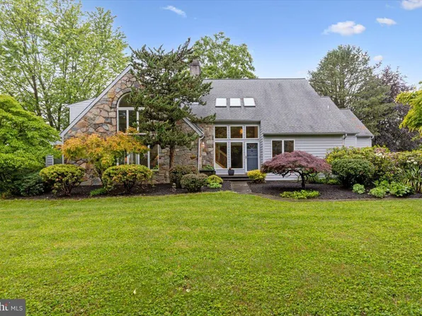 3 White Horse Ln, Spring City, PA 19475