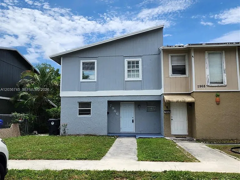 7966 SW 7th Ct — Photo 2