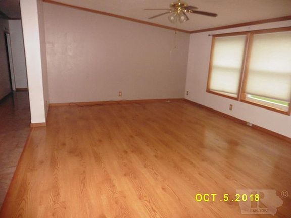 4th image of 203 North St
