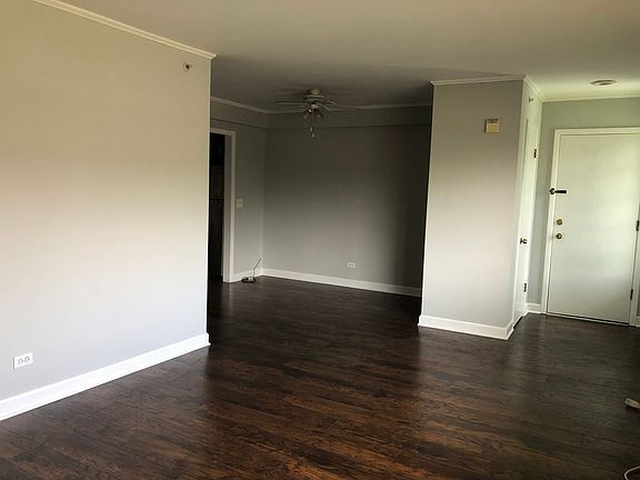 3rd image of 218 S Pine Ave