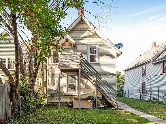 2nd image of 658 Blair Ave APT 2