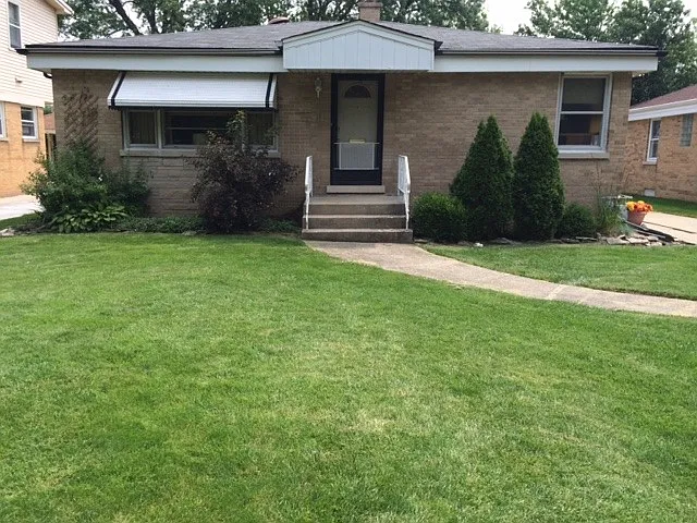 955 S Stratford Ave photo 1