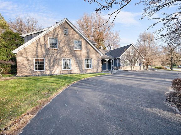 2nd image of 4612 Farmington Rd