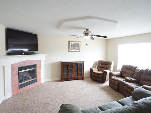 3rd image of 1820 Ethan Ln