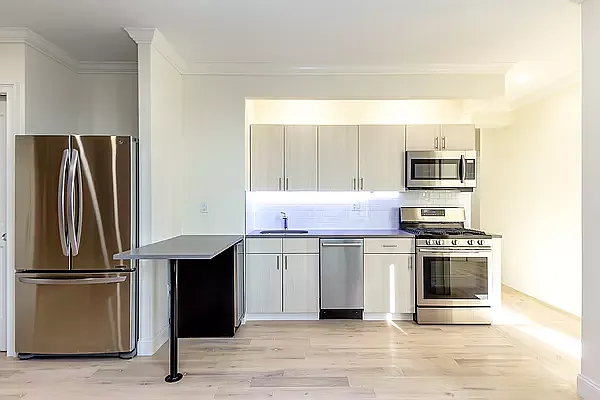 Rented by Dallien Realty Limited Liability Company | media 15