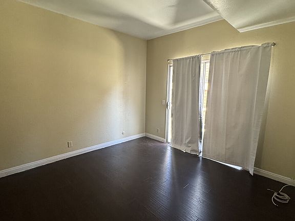 5th image of 845 N Juarez St
