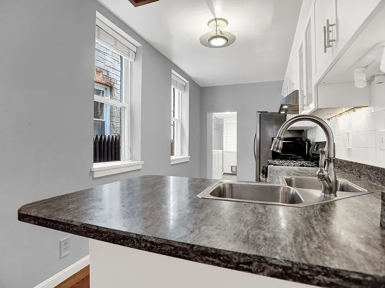 1409 Covington St — Photo 23