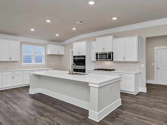 3rd image of 2423 Thode Ln