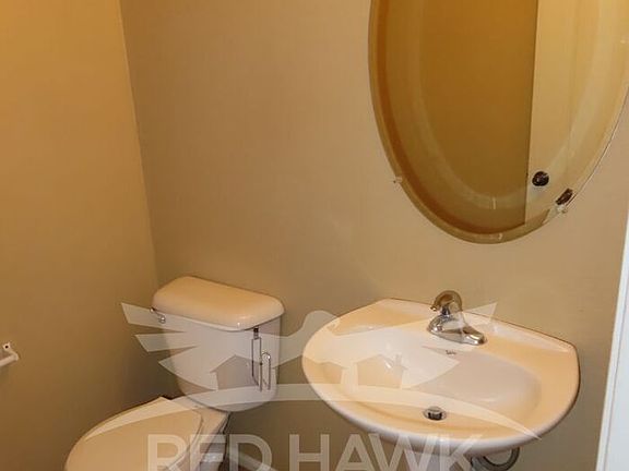 4th image of 406 E Penny Ln