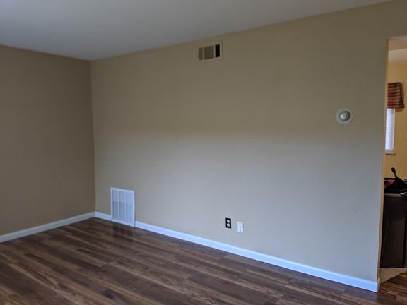 3rd image of 11284 Liana Ln